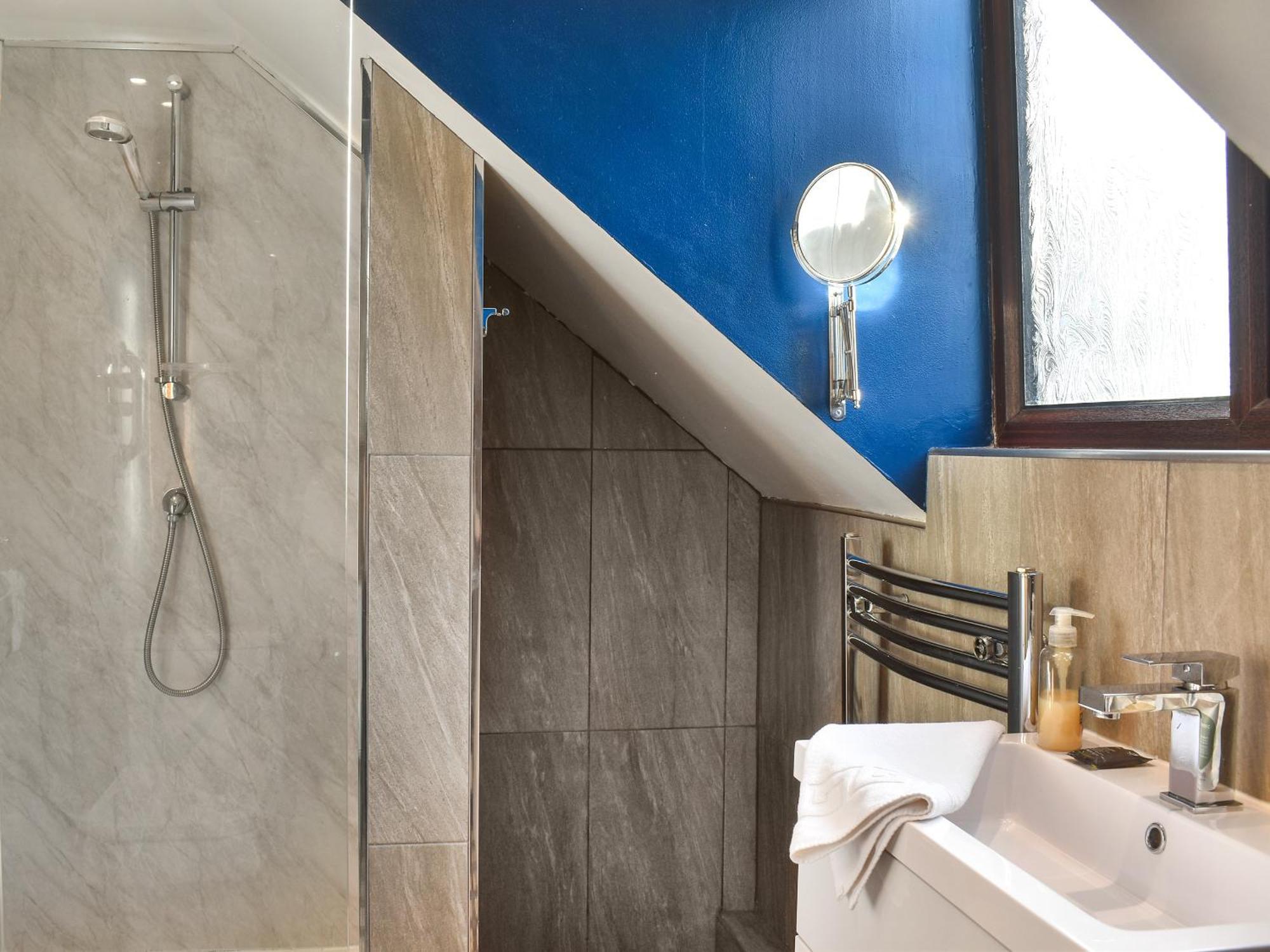 Holiday home Larpool Mews